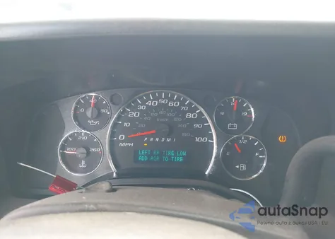 2015 Chevrolet Express 2500 Work Van z USA, uszkodzony, nr VIN 1GCWGFFF3F1107535